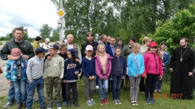 в п. Пржевальское у Памятного знака "Первого боя партизан на Смоленшине" прошел митинг "Свеча памяти" - фото - 6