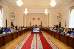 9 декабря в областной администрации состоялась отчётная конференция регионального Совета женщин и Комитета солдатских матерей - фото - 3