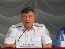 7 августа в Демидовском Доме культуры начальник УМВД России по Смоленской области генерал-майор полиции Михаил Скоков провел сход с жителями Демидовского района - фото - 7