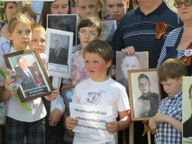 жители г. Демидова поддержали гражданско-патриотическую акцию #ЭтоНашаПобеда и стали ее активными участниками - фото - 18