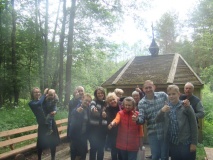 11 июня члены православного клуба для глухих и слабослышащих «Глас» посетили святыни и достопримечательности Демидовского района - фото - 3