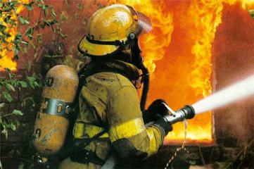 уважаемые сотрудники и ветераны пожарной охраны - фото - 1