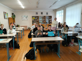 литературный час «Судьба человека: листая страницы книги» - фото - 1