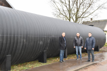 глава Демидовского округа Сергей Николаев посетили строительную площадку водозабора на улице Комсомольской - фото - 7