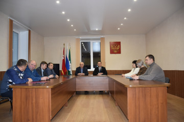 еженедельное совещание - фото - 1