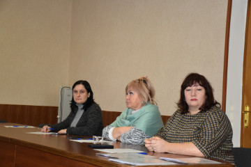 заседание Комиссии по делам несовершеннолетних и защите их прав в муниципальном образовании «Демидовский муниципальный округ» Смоленской области - фото - 2